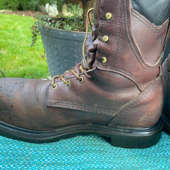Red Wing-2414 MEN’S 8-INCH WATERPROOF CSA SAFETY TOE BOOT 10.5 3E - Picture 10 of 11